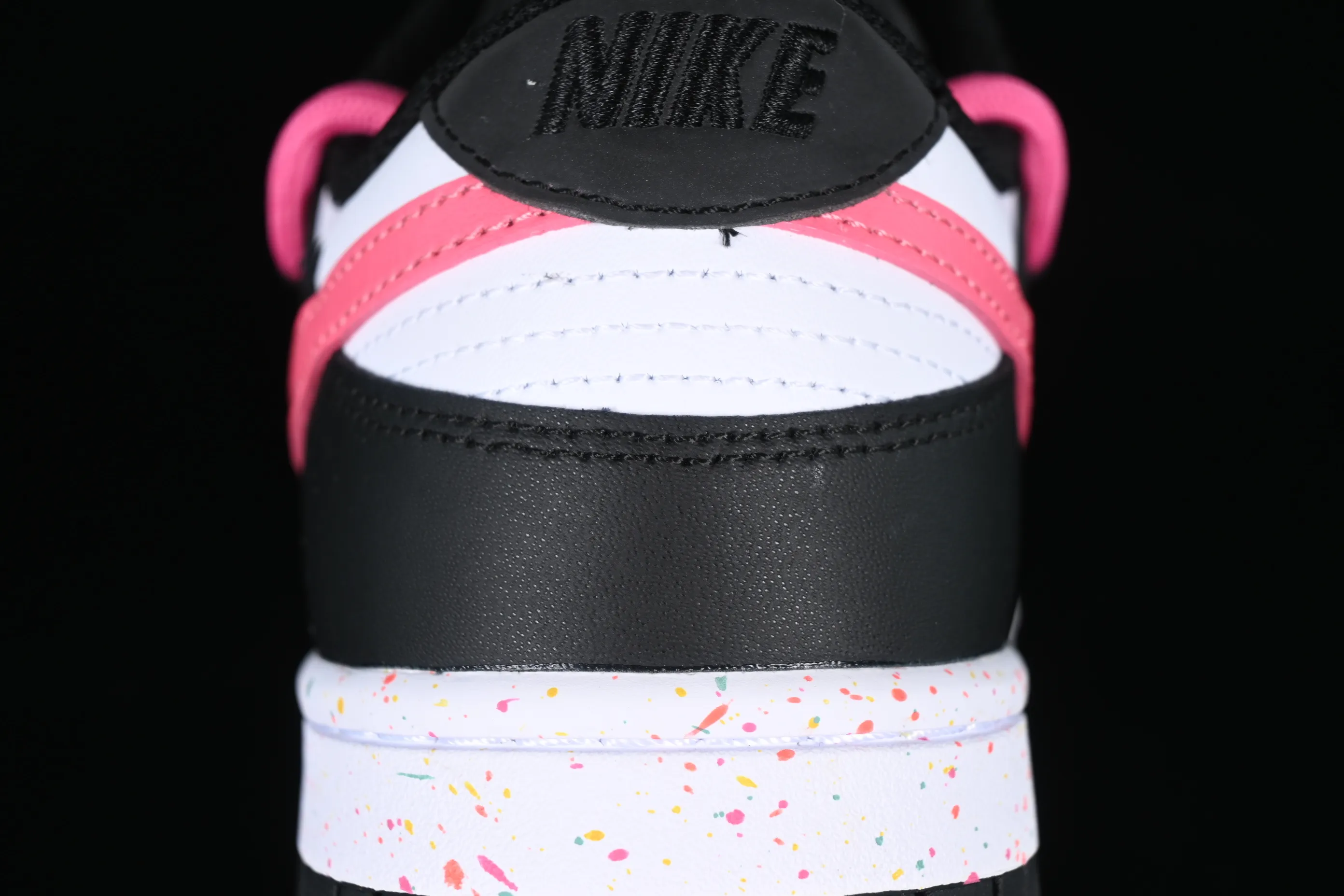 All Categories Nk SB Dunk Series Nk SB Dunk Low Low-top sneakers J version Nk Dunk Low "Multi Color" Vibrant three hooks Customized version of deconstructed strap casual sneakers FD4623-131
